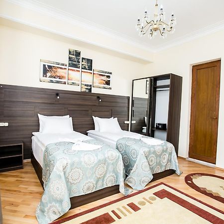 Hotel Badagi Tbilissi Extérieur photo