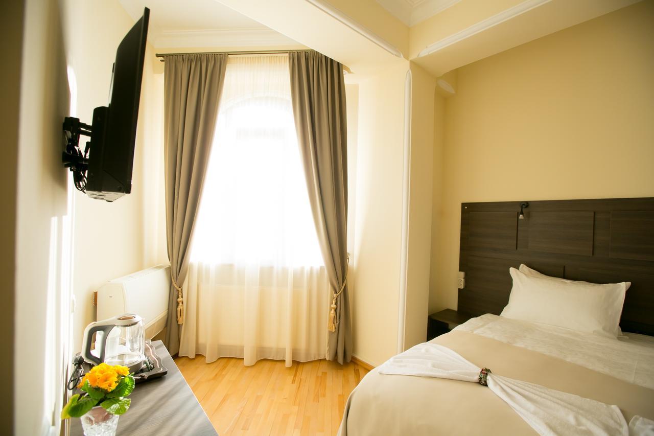Hotel Badagi Tbilissi Extérieur photo